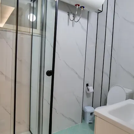 Apartament 23 *