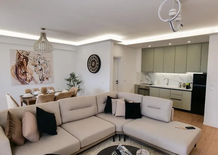 Apartament Xhejn's 23 *