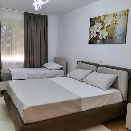 Xhejn's 23 ドゥラス