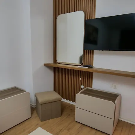 Xhejn's 23 ドゥラス