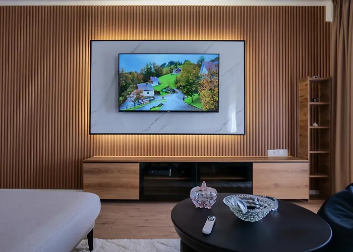 Xhejn's 23 * Durrës